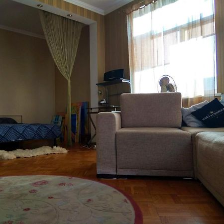 Apartmán Alabama Mama Kyjev Exteriér fotografie
